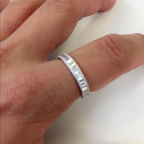 sterling silver 925 eternity ring - Picture 5 of 7